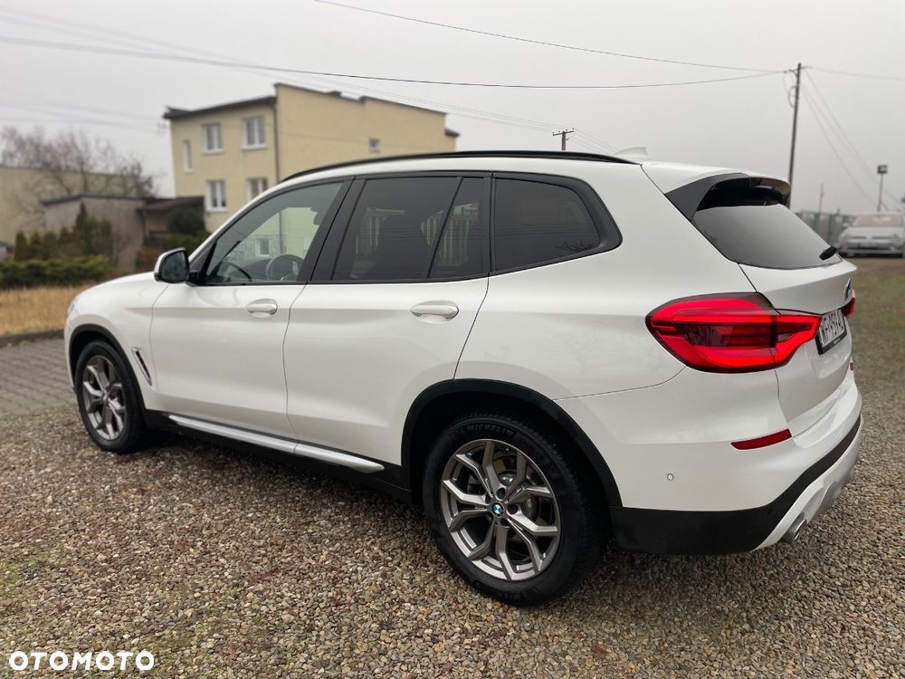 BMW X3 xDrive20d xLine - 11