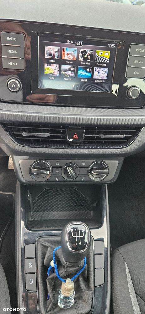 Skoda Fabia 1.0 MPI Active - 11