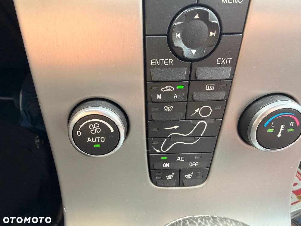 Volvo C70 2.4i Momentum - 20