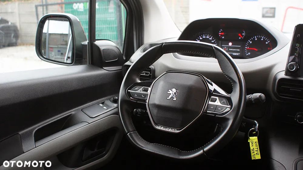 Peugeot Rifter 1.5 BlueHDI Active Pack S&S - 11