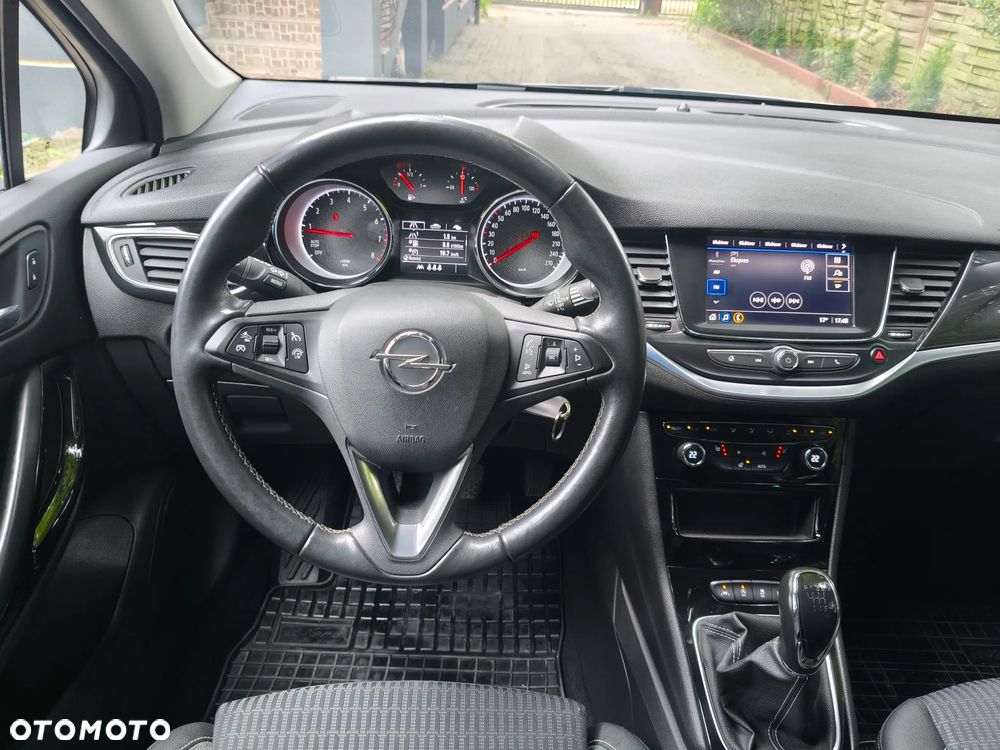 Opel Astra 1.2 T Business Elegance S&S - 17