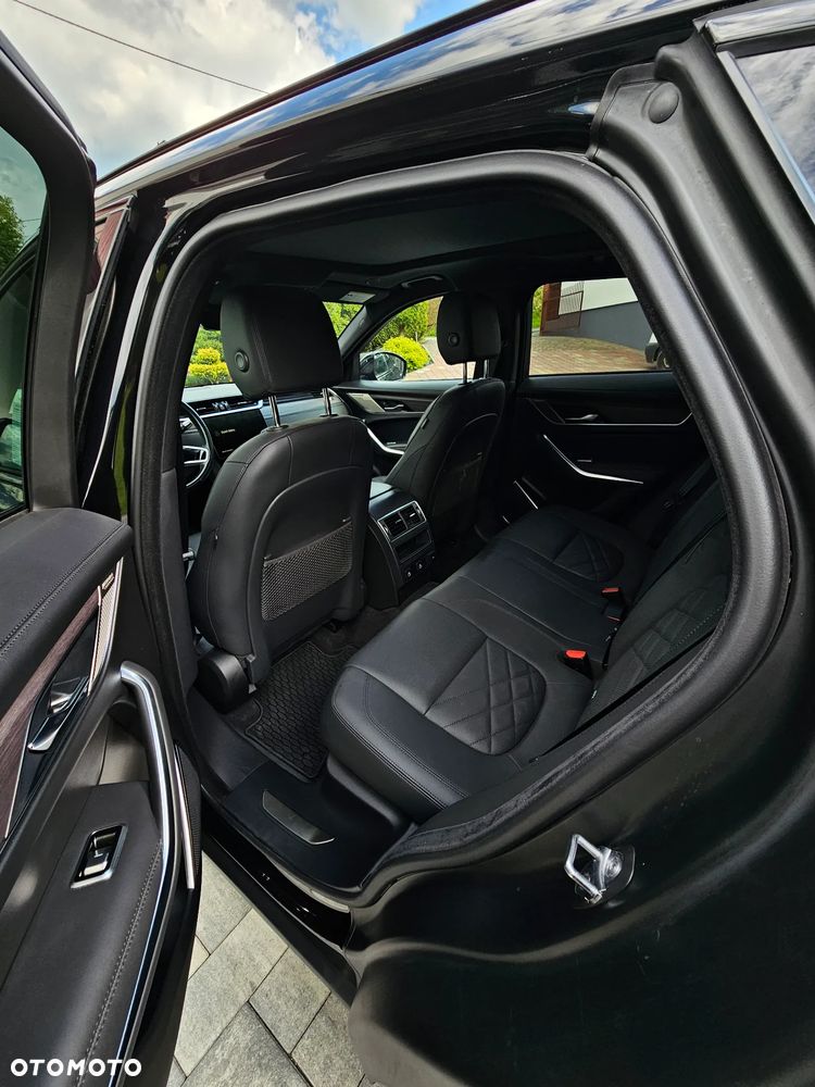 Jaguar F-Pace - 17