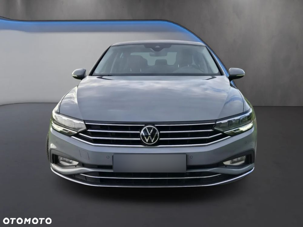 Volkswagen Passat 2.0 TDI EVO Elegance DSG - 4