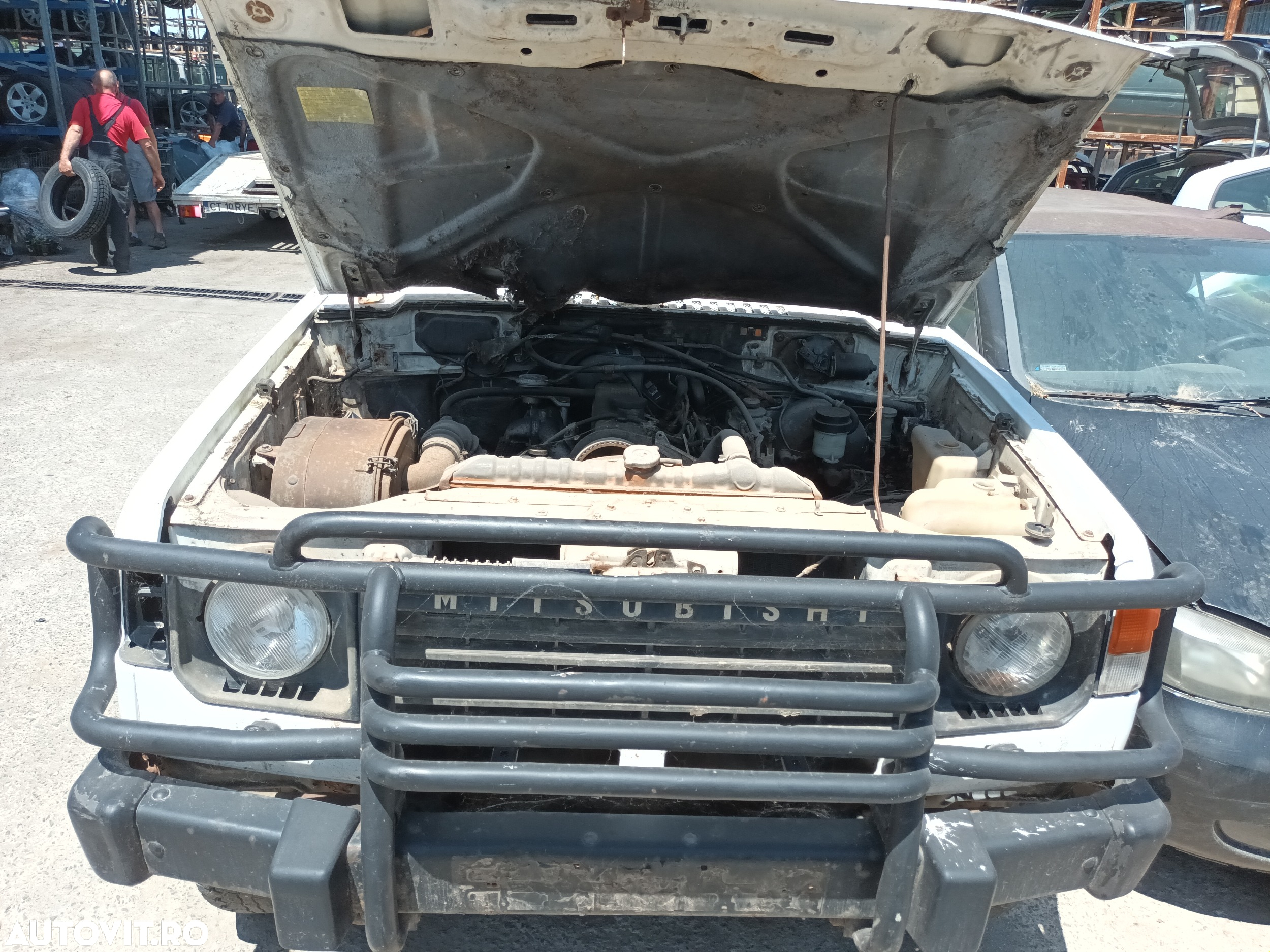 Dezmembrari  Mitsubishi PAJERO 1 (L040)  1982  > 1991 2.5 TD (L044G, - 10