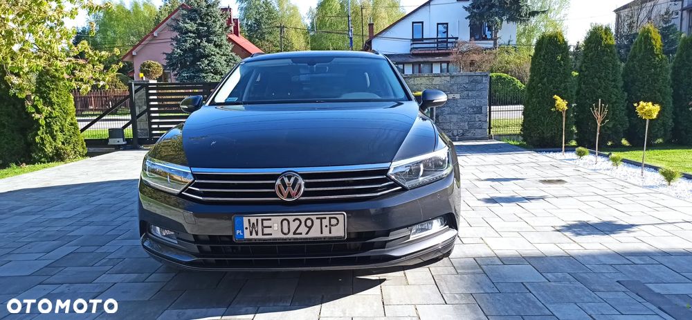 Volkswagen Passat 2.0 TDI SCR Comfortline - 15