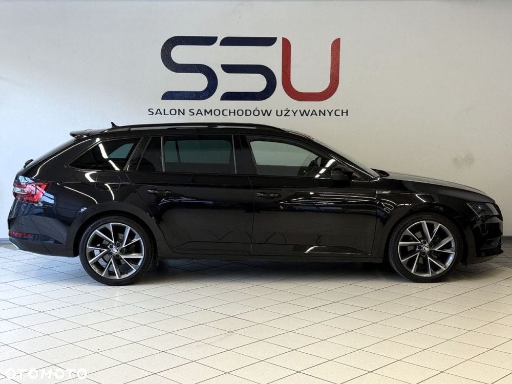Skoda Superb 2.0 TDI SCR 4x4 Sportline DSG - 10