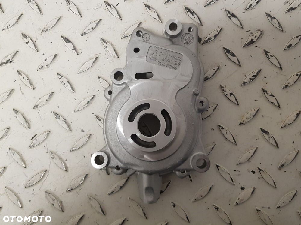 FABRYCZNIE NOWA ORYGINALNA OBUDOWA NAPĘDU POMPY WTRYSKOWEJ FIAT CITROEN PEUGEOT  9674992180 - 2