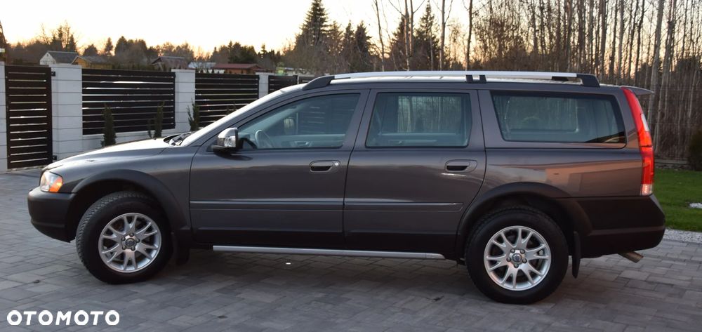 Volvo XC 70 D5 AWD Summum - 16