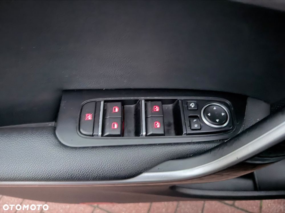 Kia Ceed - 13