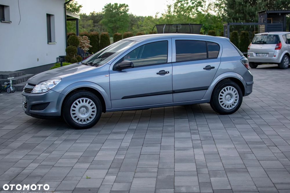 Opel Astra - 24