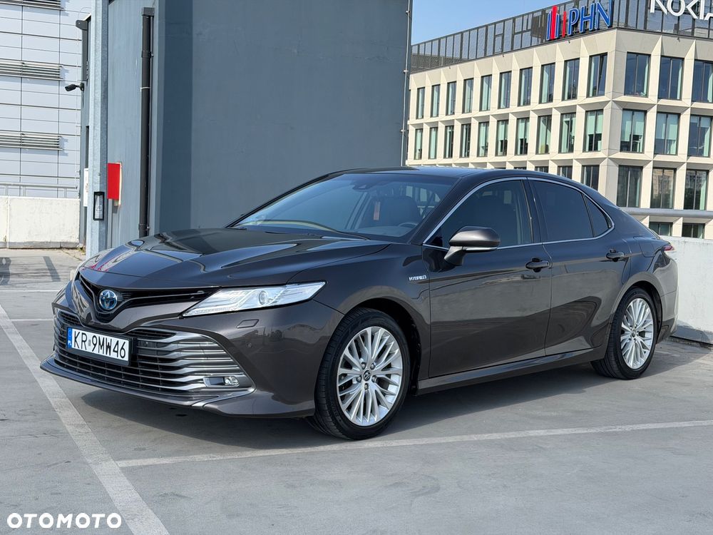 Toyota Camry 2.5 Hybrid Executive CVT - 6