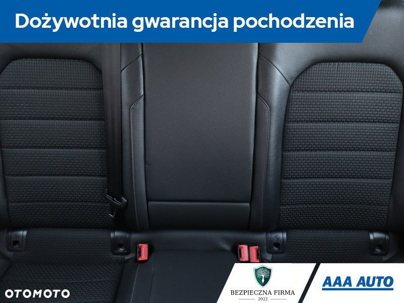 Volkswagen Golf - 12