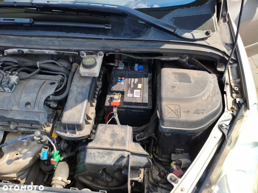 Peugeot 307 1.6 - 25