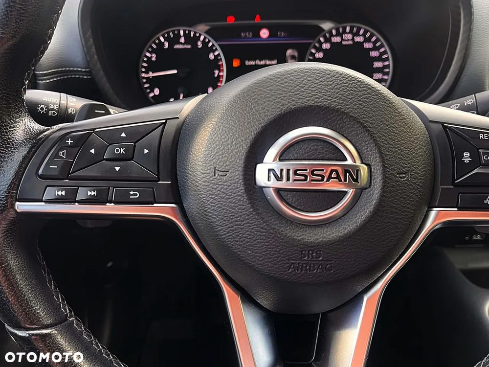 Nissan Juke 1.0 DIG-T N-Connecta DCT - 23