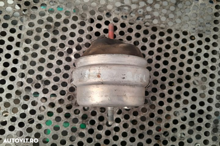 Suport motor dreapta Audi A4 B7  [din 2004 pana  2008] Avant wagon 5- - 2