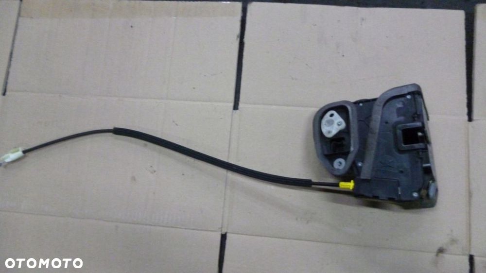 OPEL ASTRA V K ZAMEK PRAWY PRZEDNI - 2