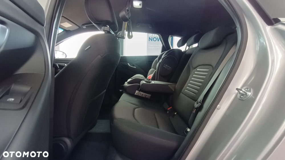 Hyundai i30 1.0 T-GDI Smart DCT - 17