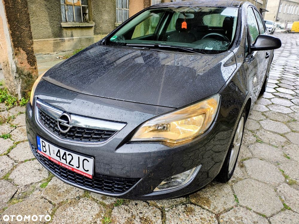 Opel Astra - 2