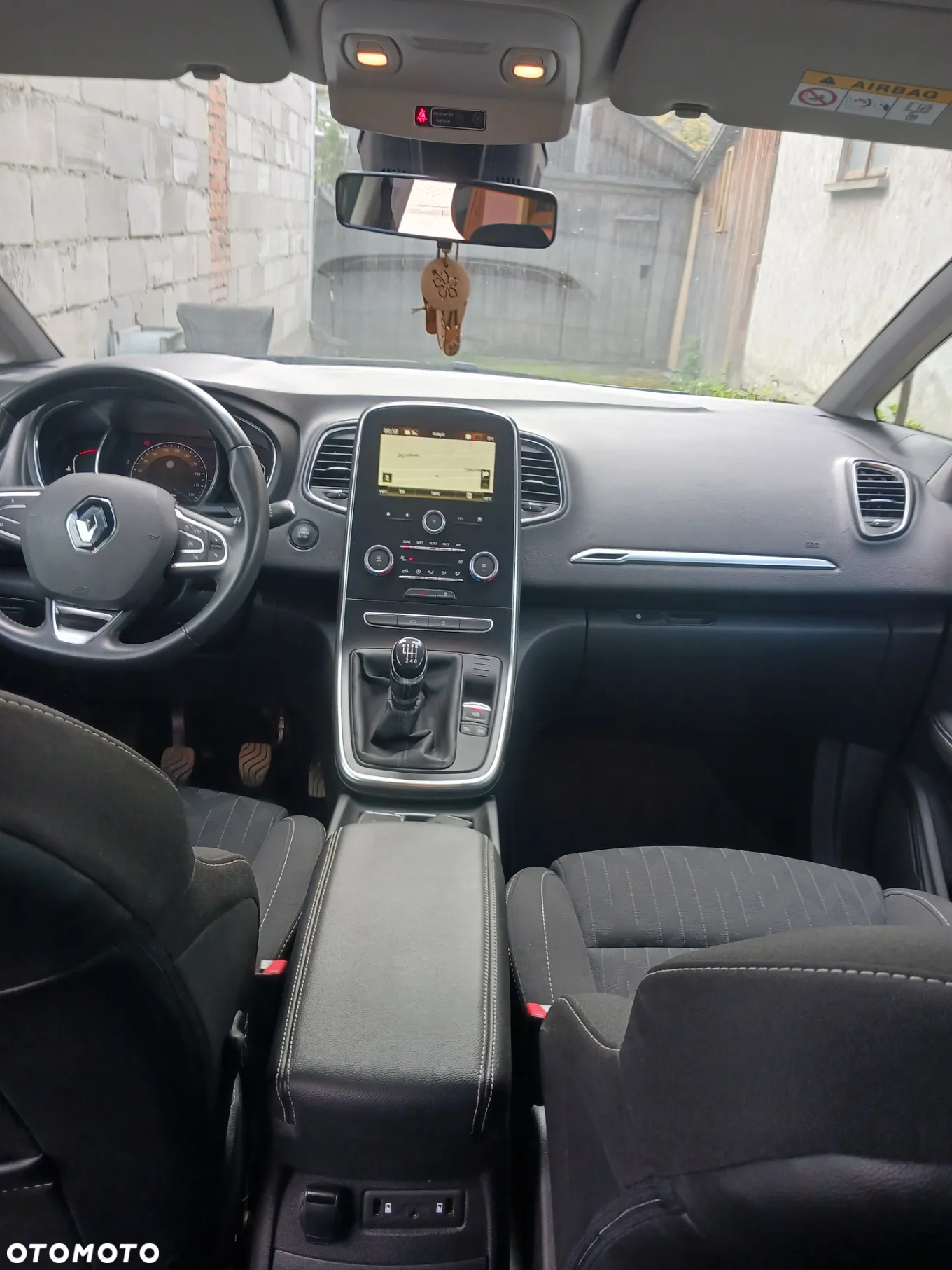 Renault Scenic - 15