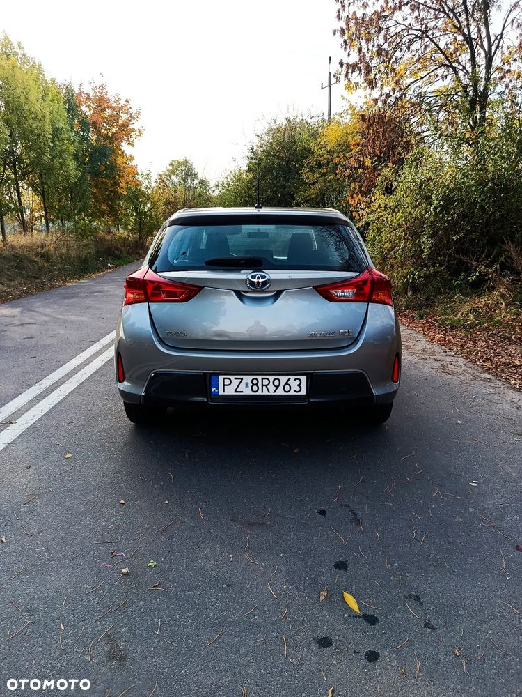 Toyota Auris 1.8 HSD Luna - 5