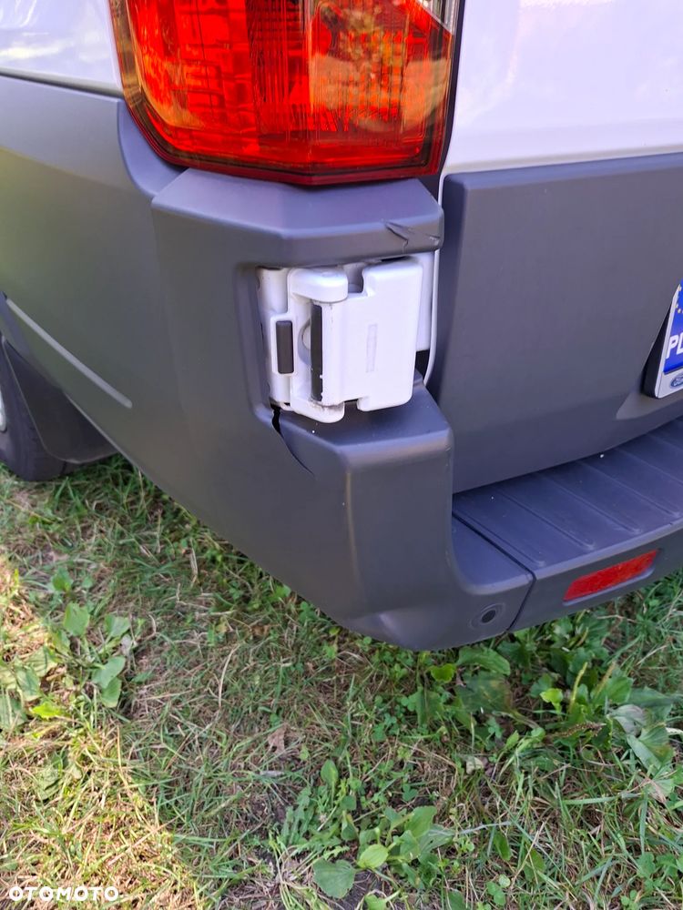 Ford Transit - 12