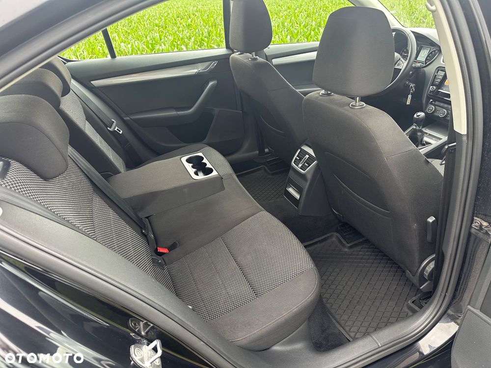 Skoda Octavia 1.6 TDI Ambition - 31