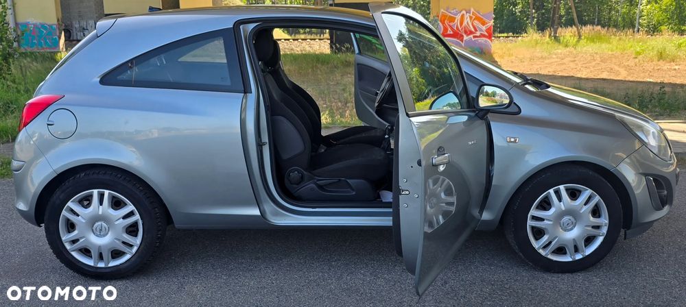 Opel Corsa 1.4 T Enjoy S&S - 11