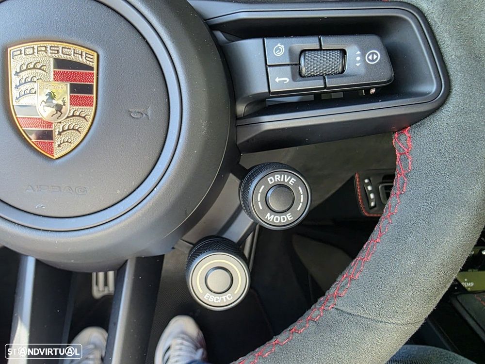 Porsche 911 (992) - 30