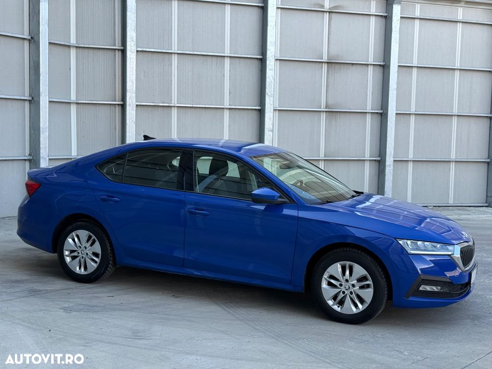 Skoda Octavia 2.0 TDI DSG Ambition - 2