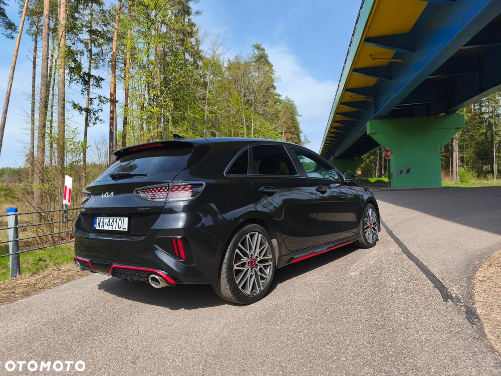 Kia Ceed 1.6 T-GDI GT DCT - 22