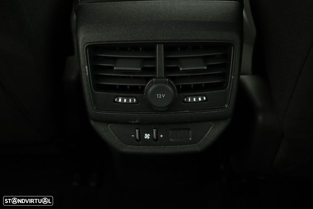 Peugeot 5008 1.5 BlueHDi Active Pack EAT8 - 24