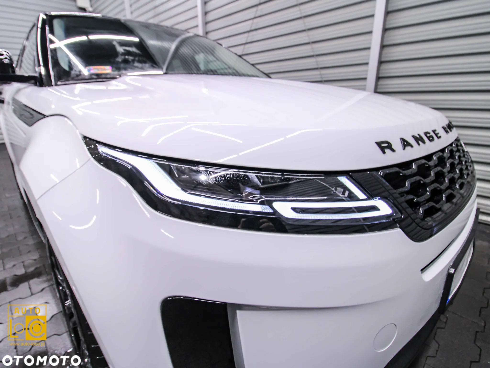 Land Rover Range Rover Evoque P200 R-Dynamic HSE - 40