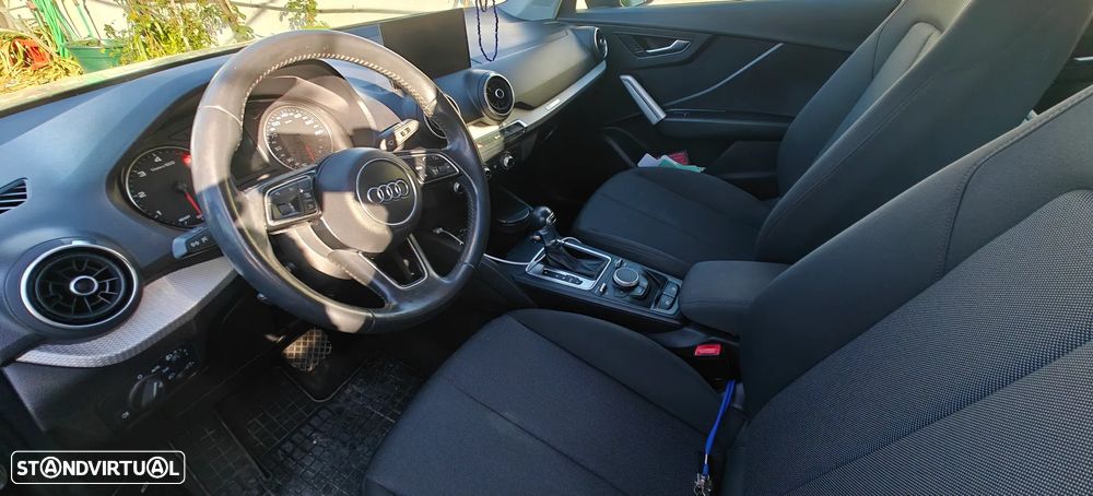 Audi Q2 30 TDI S tronic - 5
