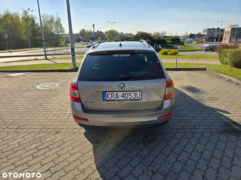 Skoda Octavia 1.4 TSI Elegance - 4