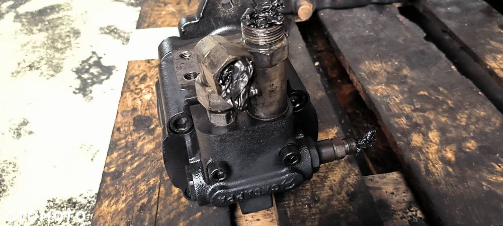 POMPA ŁADOWARKA MANITOU MLT 731 03580501 HYDRAULICZNA - 7