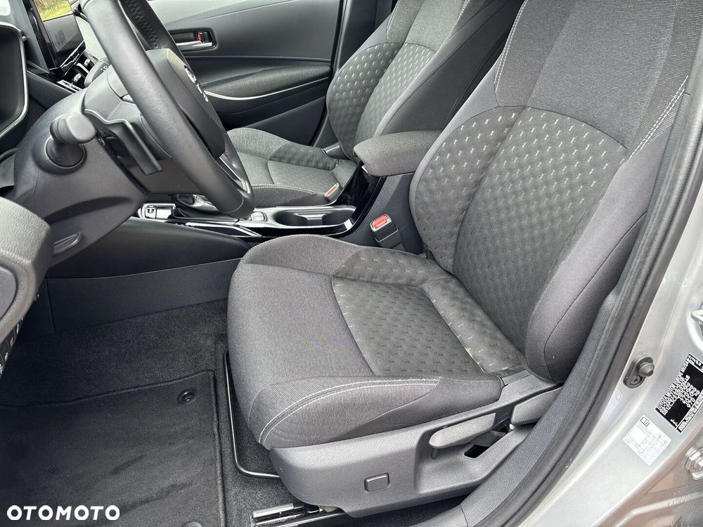 Toyota Corolla 2.0 Hybrid Comfort - 7