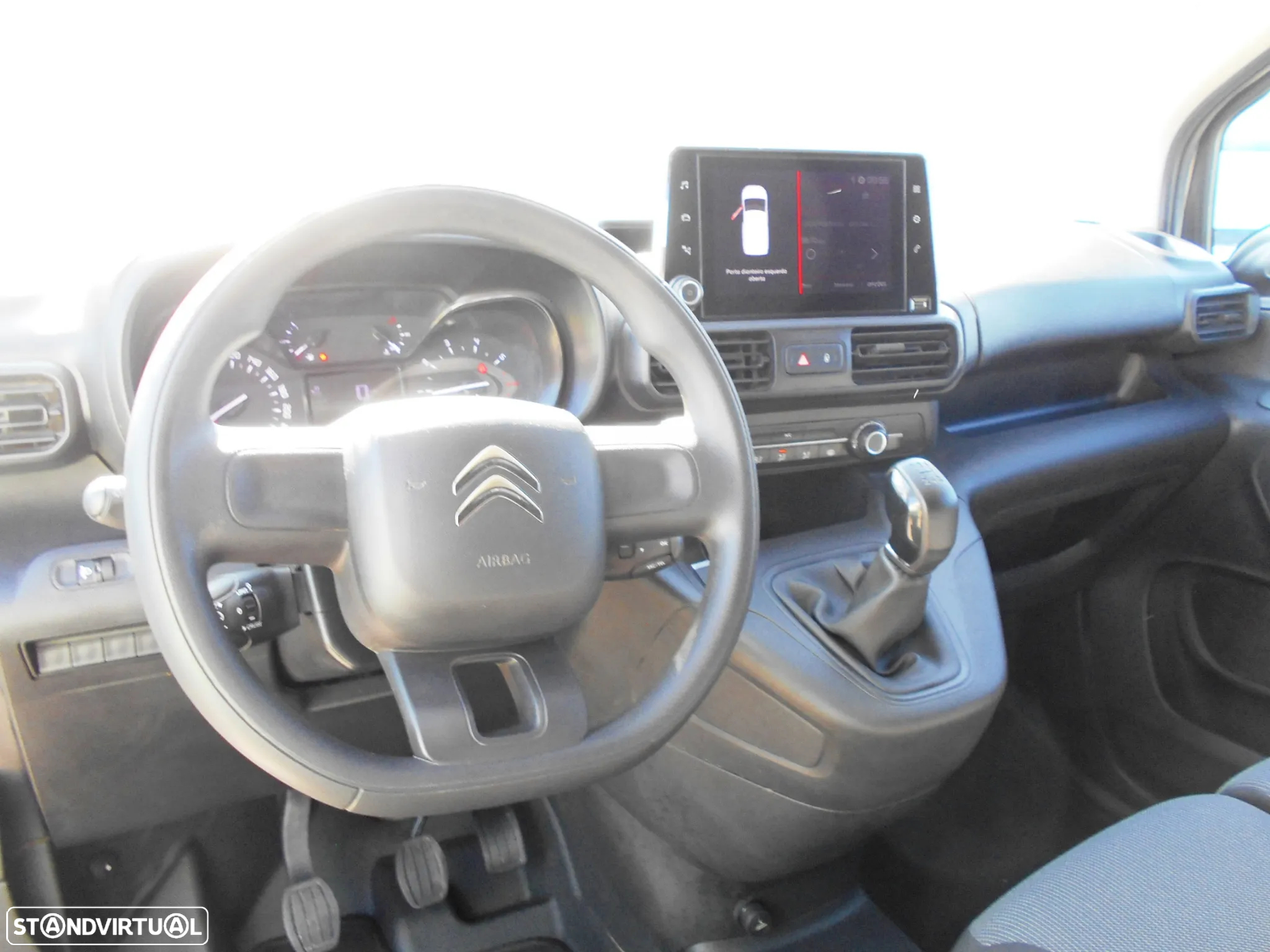 Citroën BERLINGO 102cv 3 LUG Com AC - 10