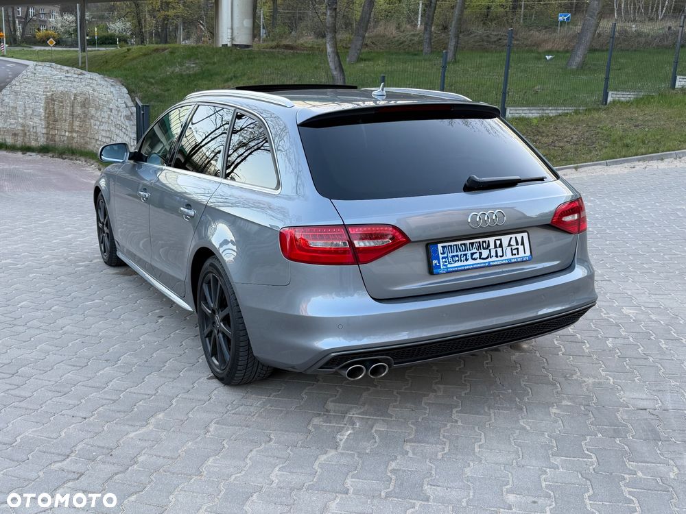 Audi A4 Avant 2.0 TDI DPF clean diesel multitronic S line Sportpaket - 3