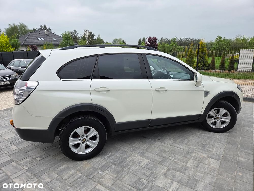 Chevrolet Captiva 2.0 d LS 5os 2WD - 8