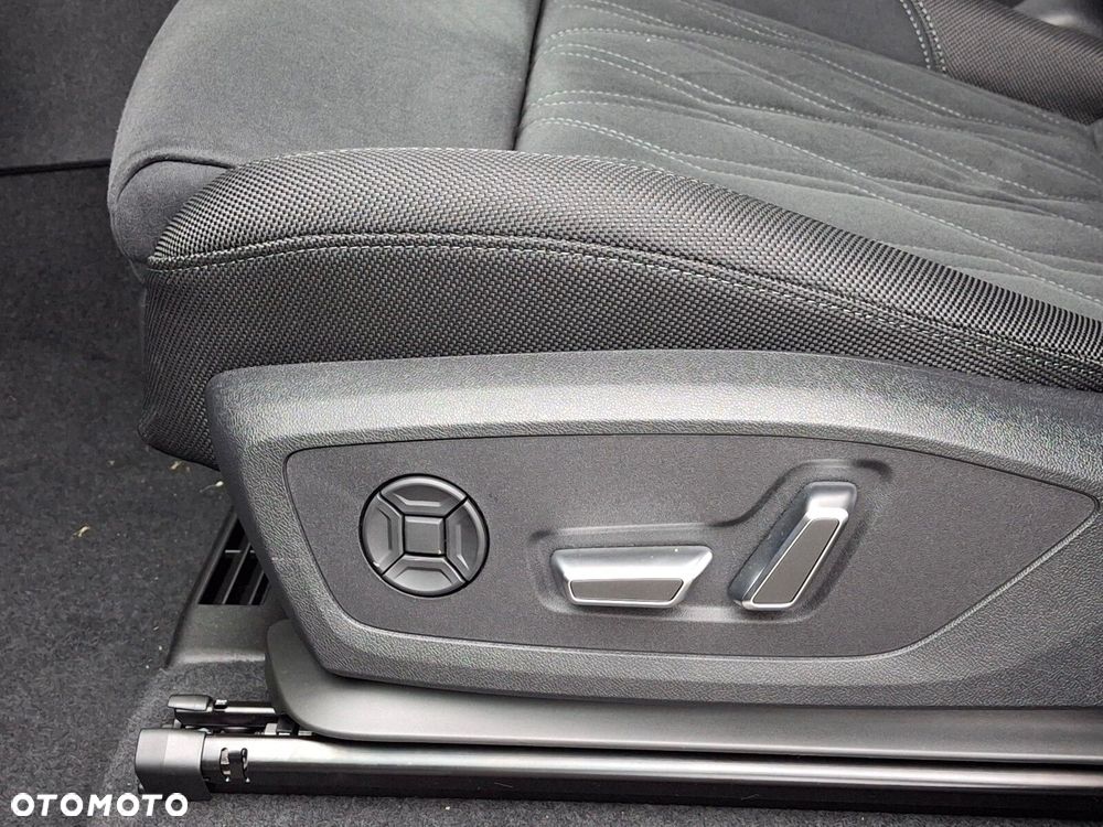 Audi Q3 Sportback - 23