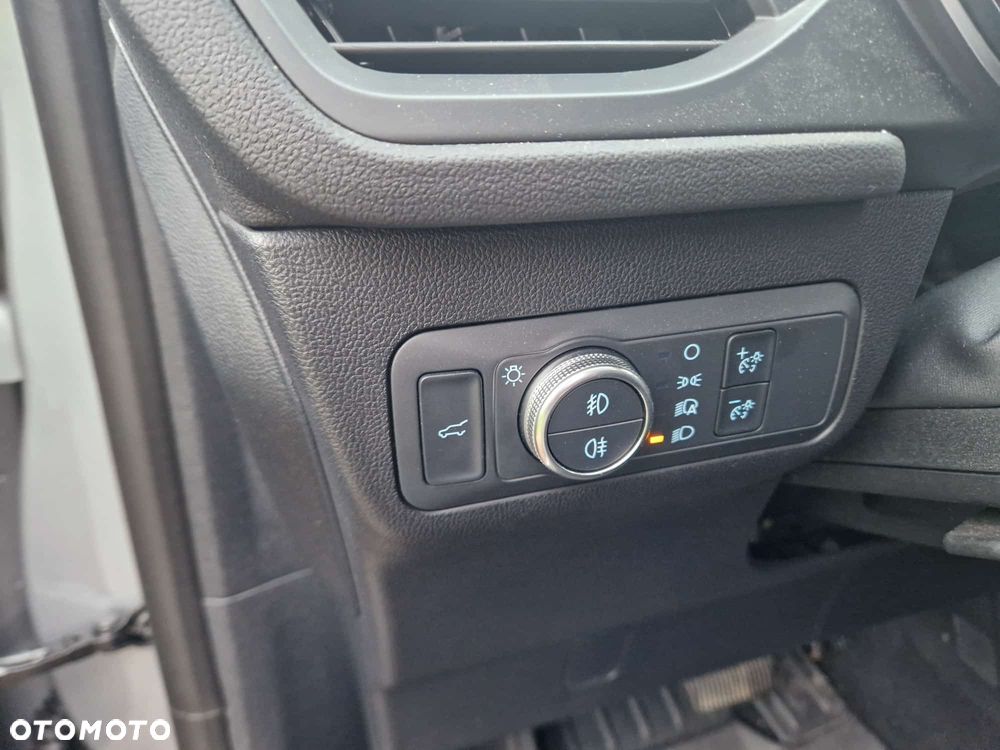 Ford Kuga - 8