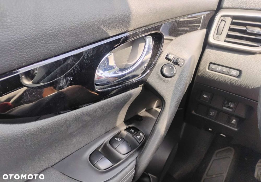 Nissan Qashqai - 11