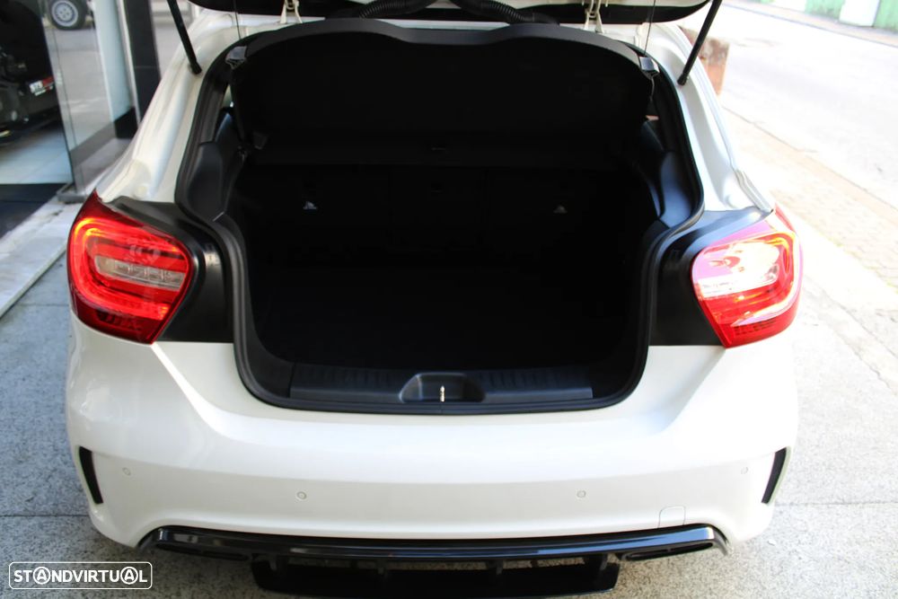 Mercedes-Benz A 45 AMG 4Matic Speedshift 7G-DCT - 53