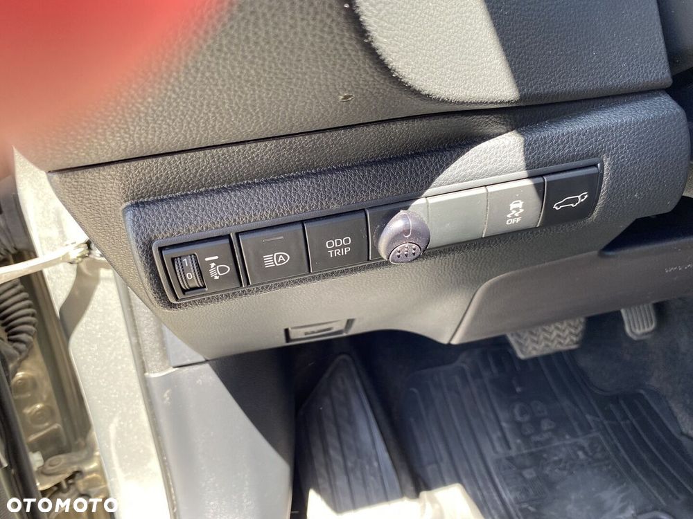 Toyota Corolla 1.8 Hybrid Style - 24