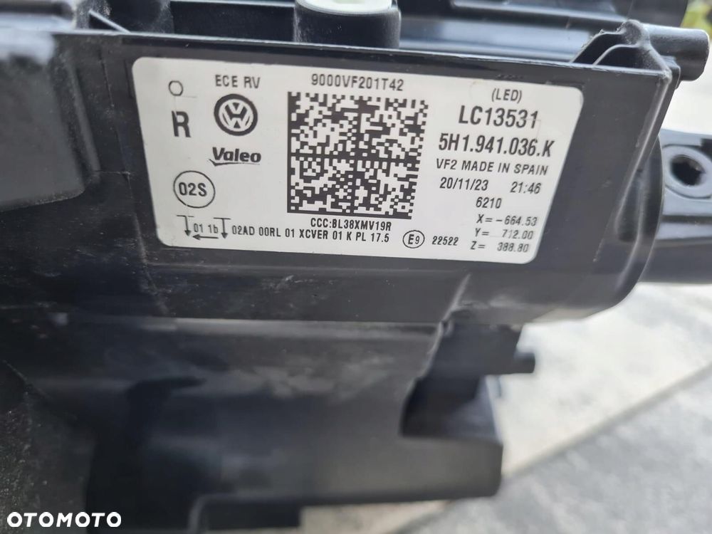 VW GOLF VIII 8 R 5H1 Lampy przód Full Led IQ 5H1941035C 5H1941036K Czarne - 16