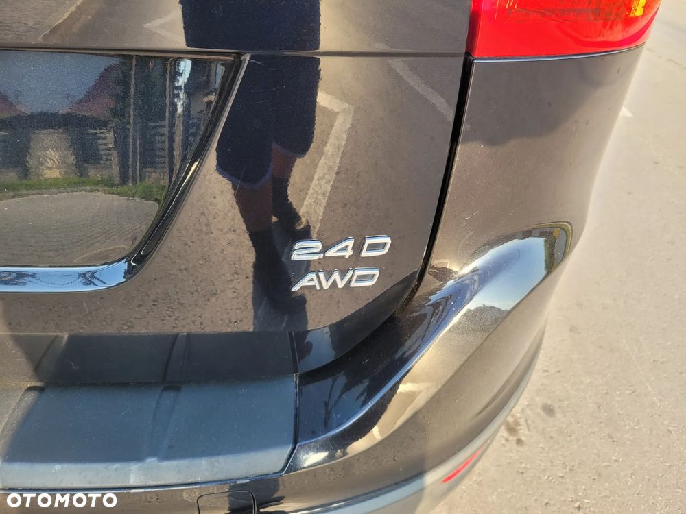 Volvo XC 60 2.4D AWD Momentum - 22