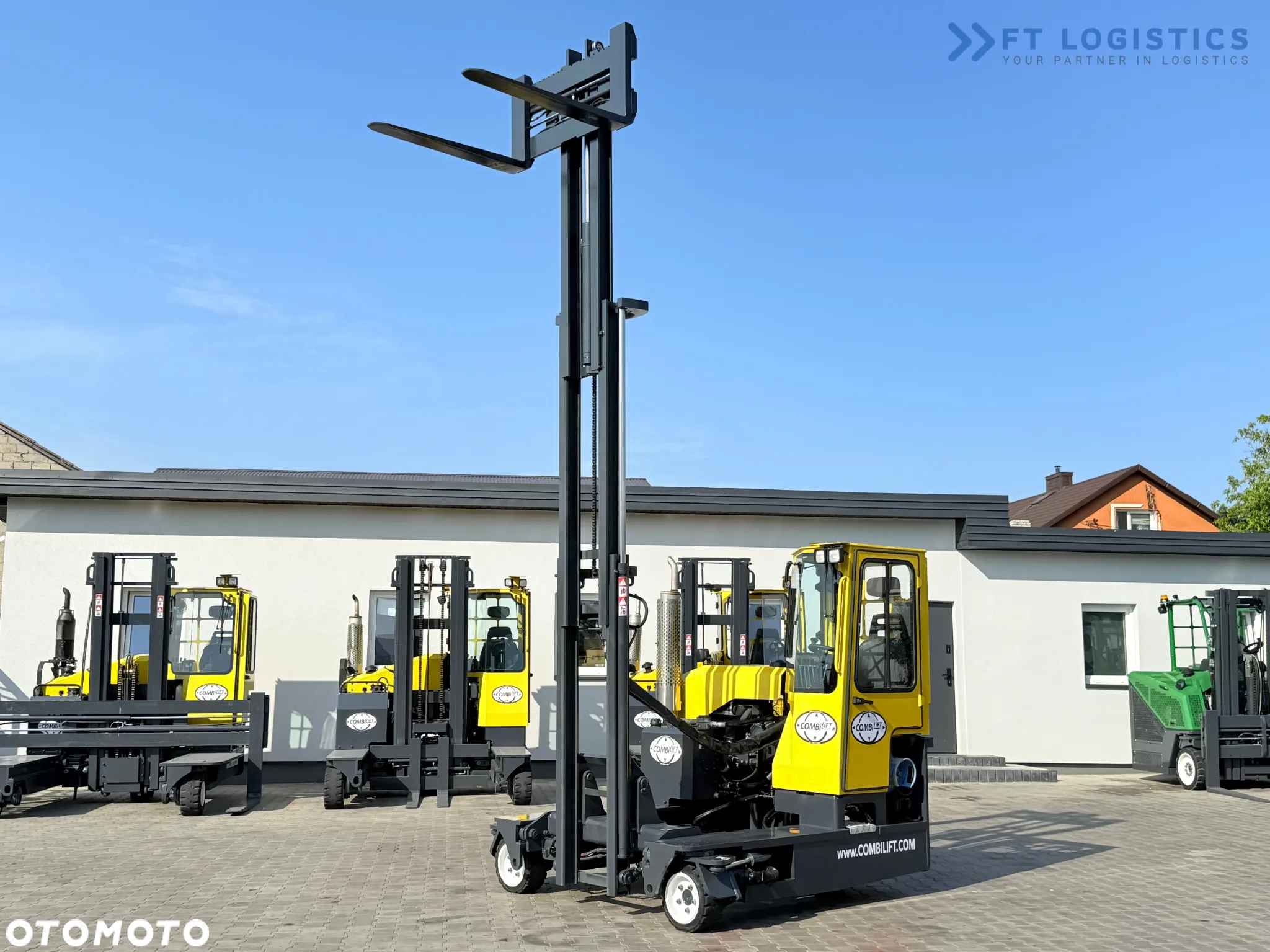 Combilift C3000 / GAS / TRIPLEX - 4900MM / JEDYNE 1537 MTH / POZYCJONER WIDEŁ / KABINA / JAK NOWY - 37