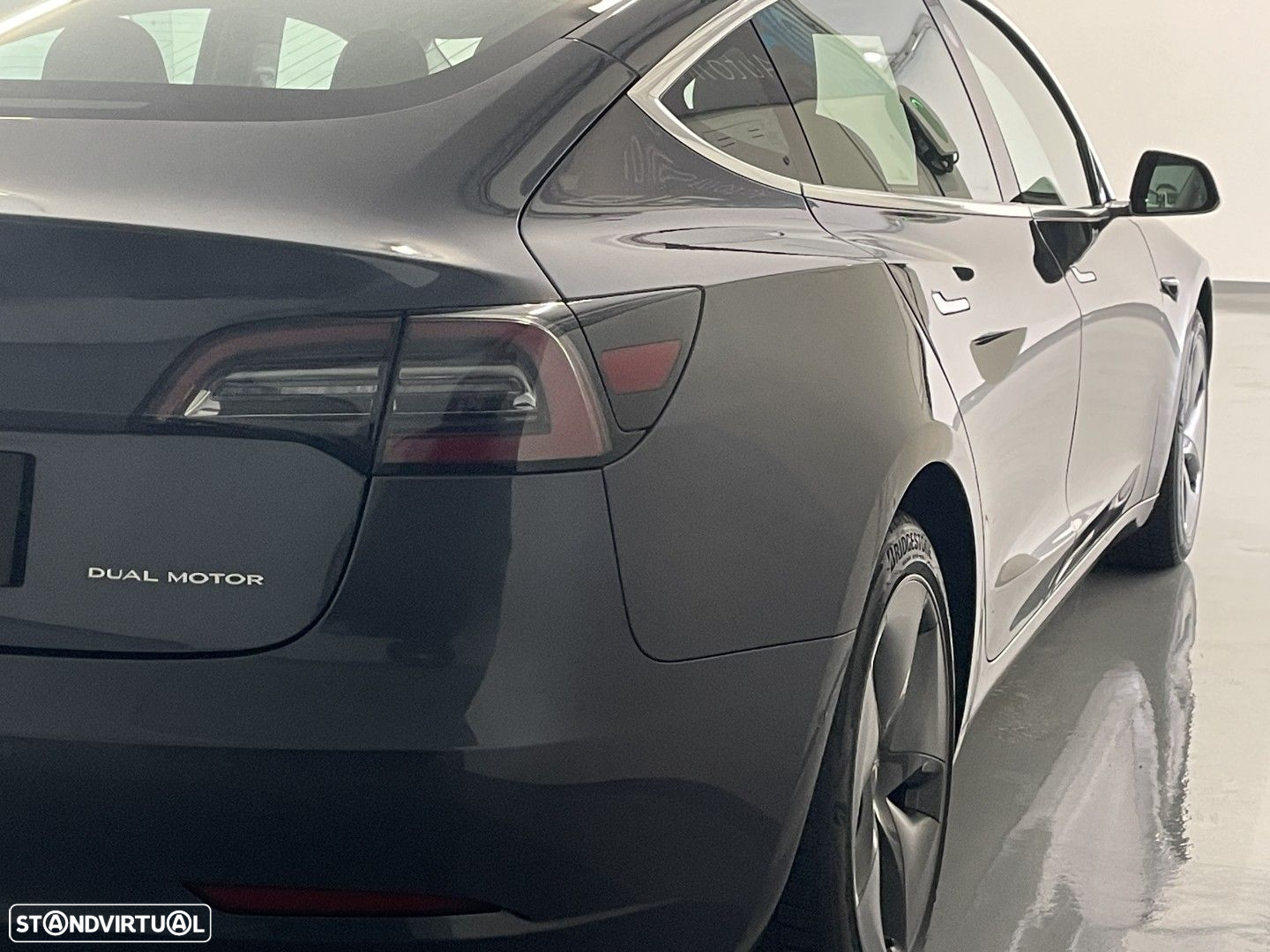 Tesla Model 3 Long-Range Dual Motor AWD - 18