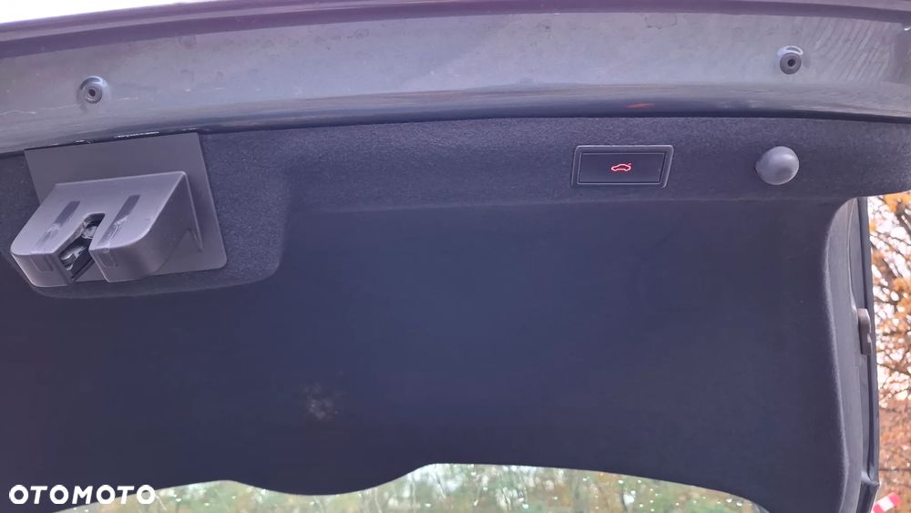 Skoda Superb 2.0 TDI 4x4 L&K DSG - 16