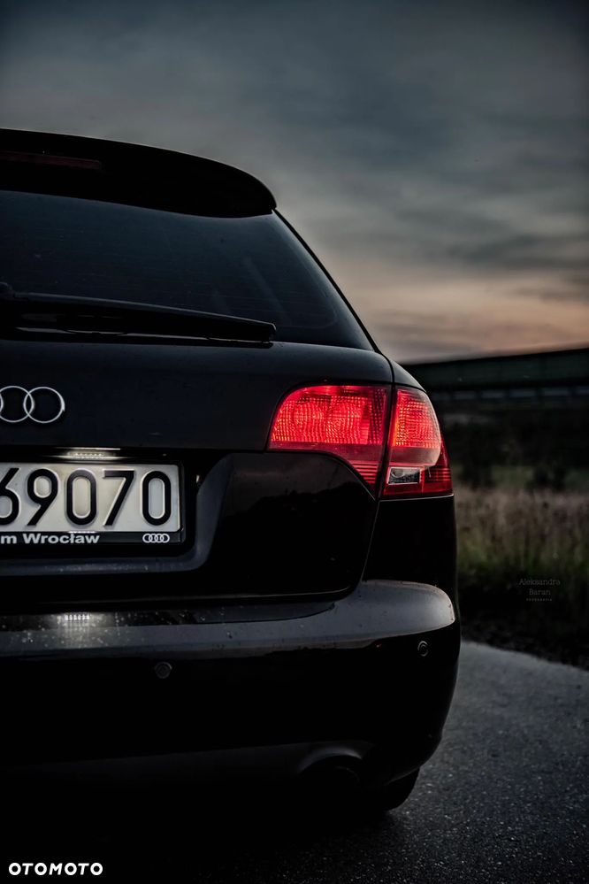 Audi A4 ver-avant-3-2-fsi-quattro - 3